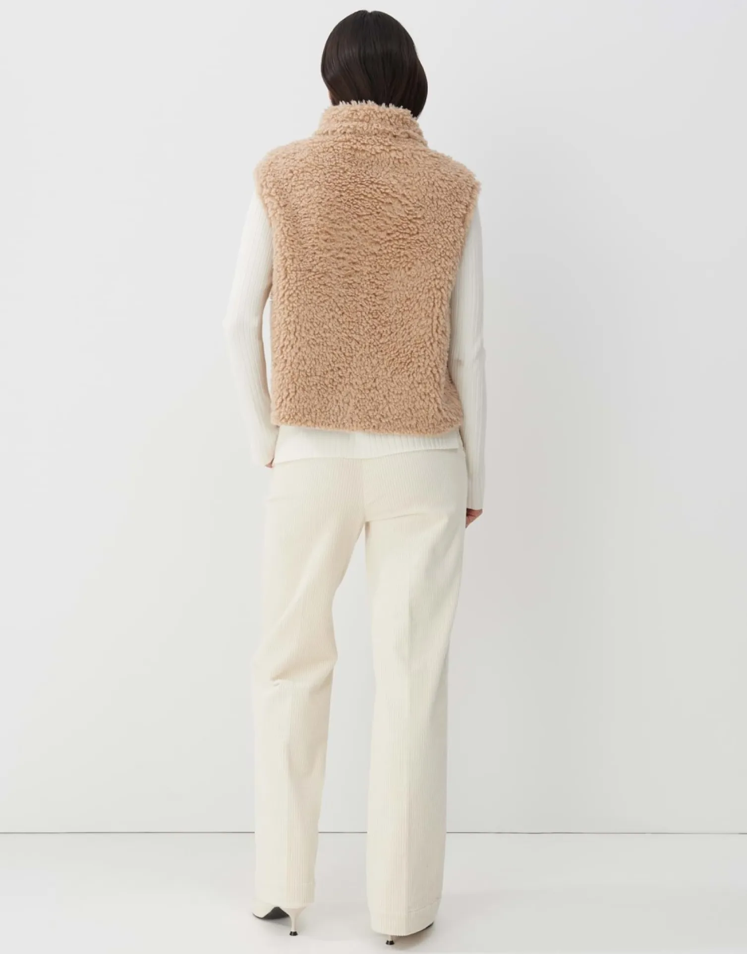someday Fashion Blazer Vesten>Faux-Fur Bodywarmer Vairy Cashmere Cream Melange